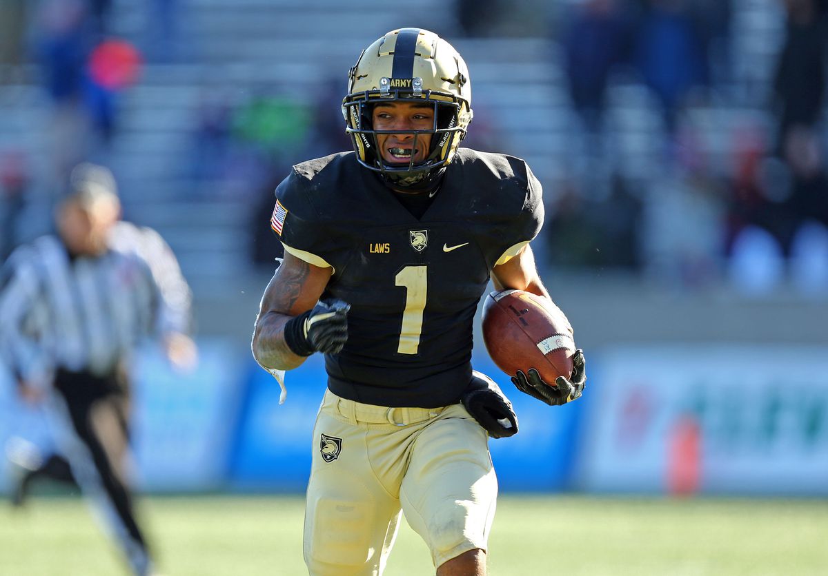 NCAA Football: Virginia Military at Army