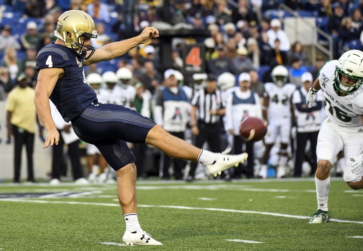 COLLEGE FOOTBALL: OCT 19 USF at Navy