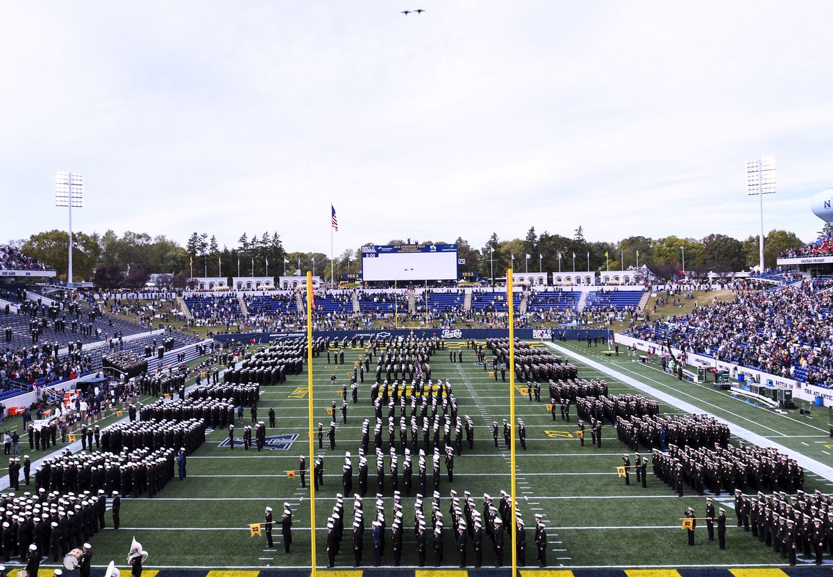 COLLEGE FOOTBALL: OCT 19 USF at Navy