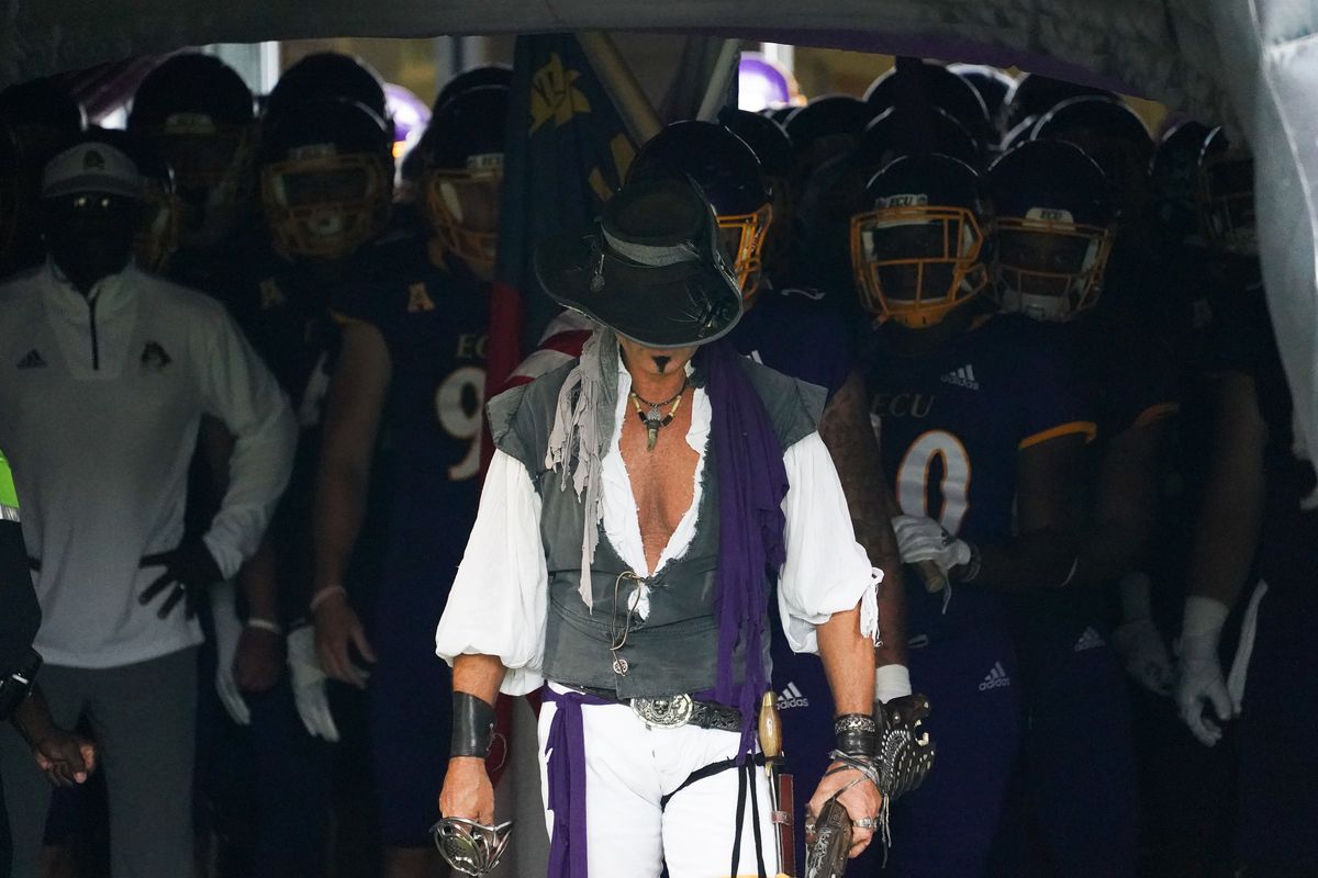 COLLEGE FOOTBALL: SEP 08 North Carolina at ECU