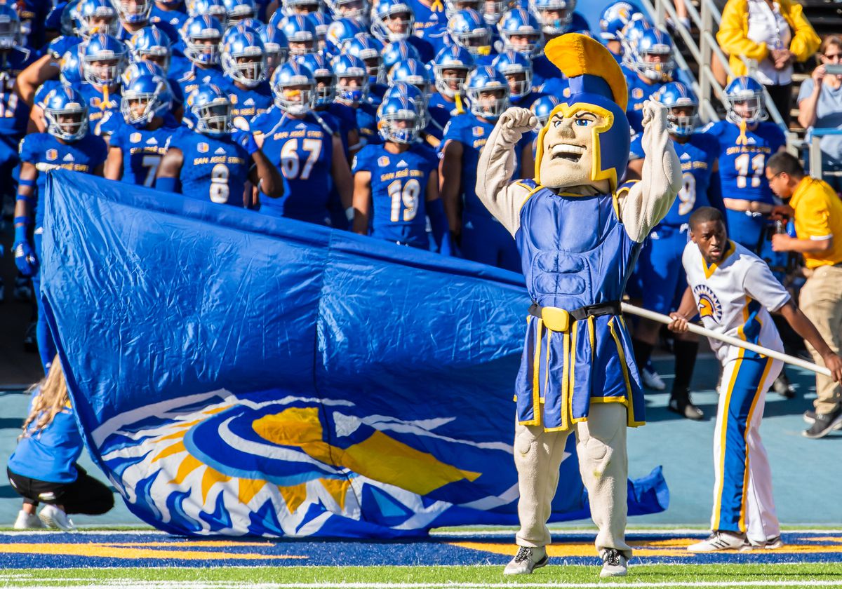 COLLEGE FOOTBALL: SEP 29 Hawaii at San Jose State