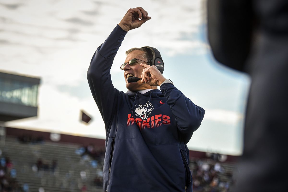 Connecticut at Massachusetts